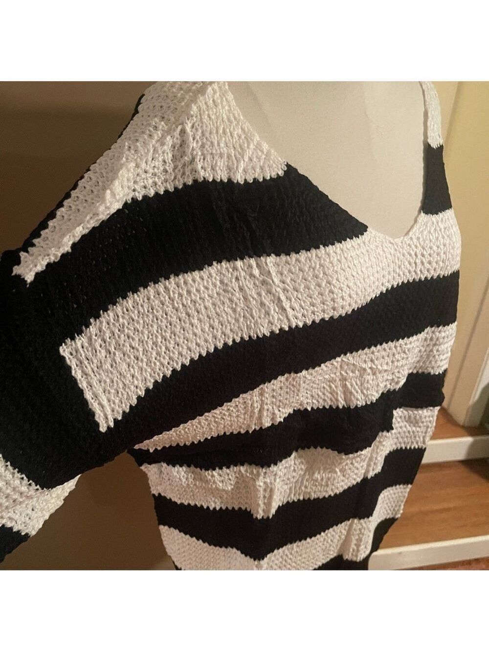 Colour Block Sweater - Picture 5 of 5